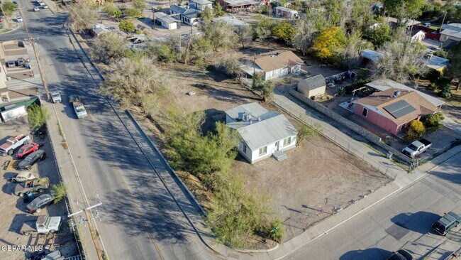 Building Photo - 580 Chula Vista St