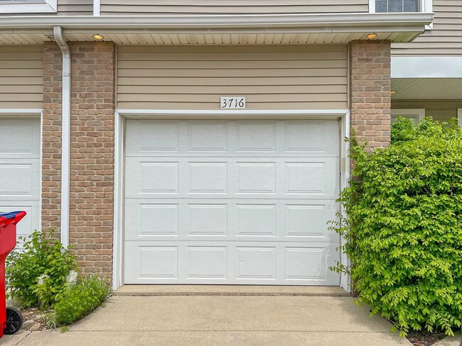 Building Photo - 3716 Summer Sage Ct
