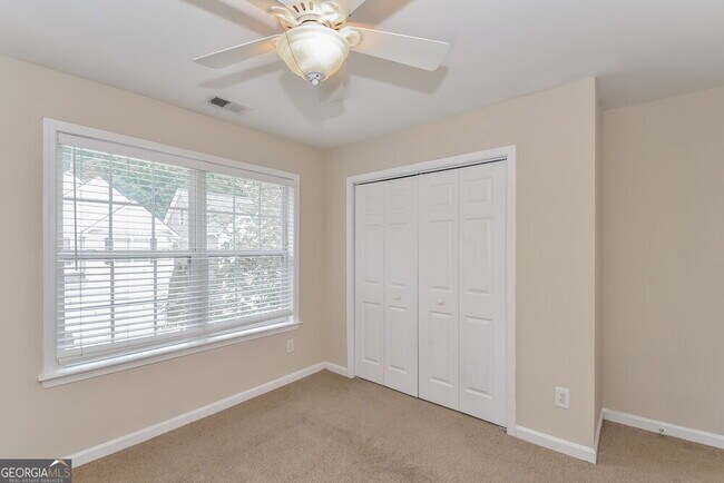 Building Photo - 254 Highland Falls Blvd