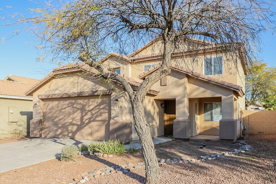 Building Photo - 6010 W Encinas Ln