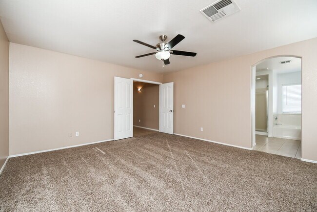 Building Photo - 4853 E Harmony Ave