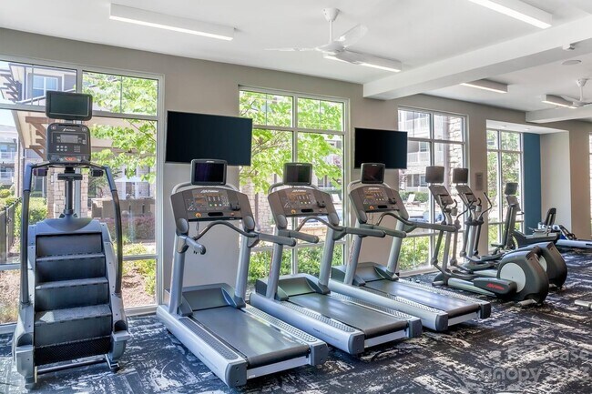 Building Photo - 9550 Community Commons Ln