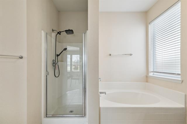 Building Photo - 10543 Highland Ridge Rd