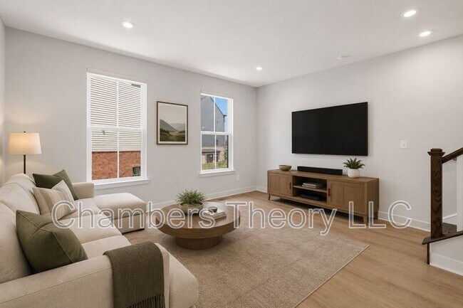 Building Photo - 4322 Ellipse Ter
