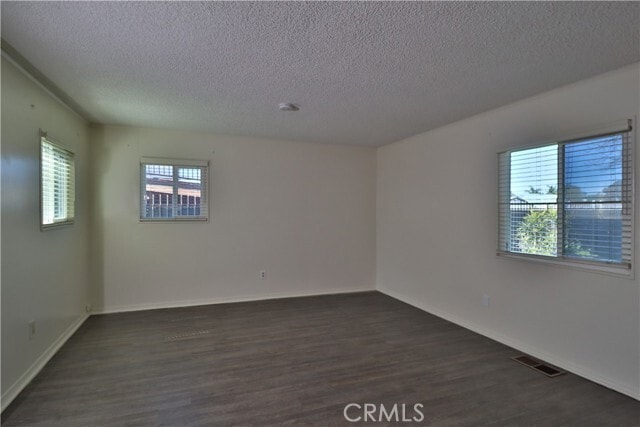 Building Photo - 341 W 124th St