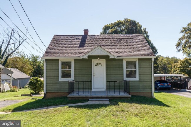 Building Photo - 15 Ritters Ln