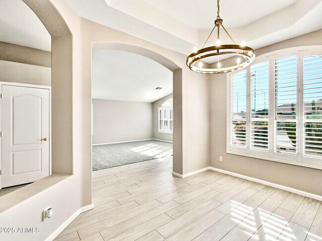 Building Photo - 9926 E Pantera Ave