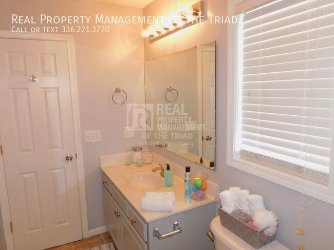 Building Photo - 4645 Beckel Ct
