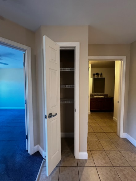 Building Photo - 62 Lincoln St