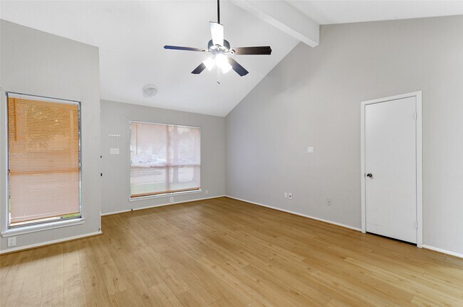 Building Photo - 2423 Spring Dusk Ln