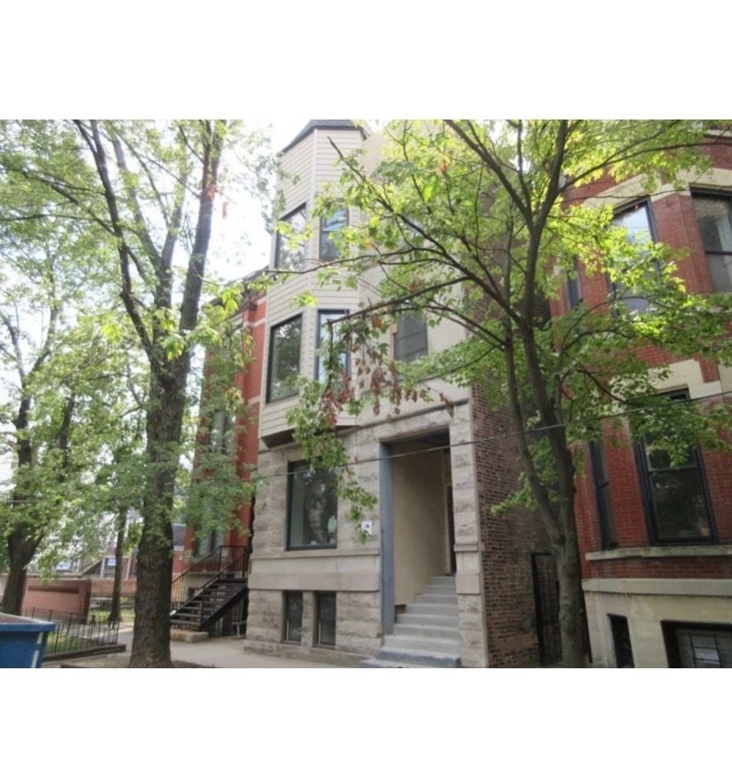 Building Photo - 2020 N Bissell St