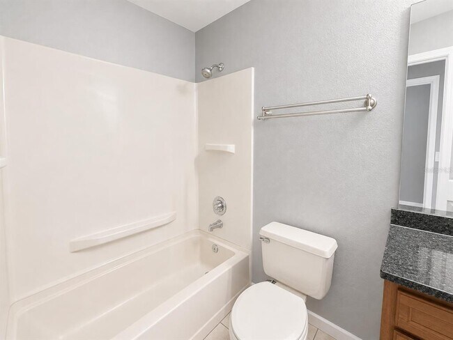 Building Photo - 112 Reserve Cir