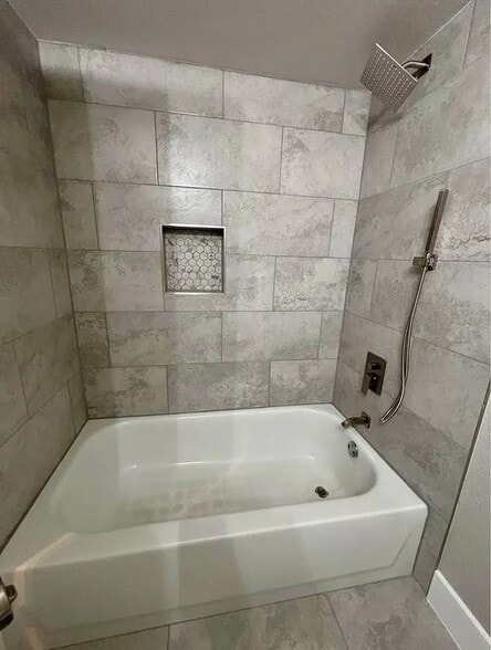 Building Photo - 5614 Harvest Hill Rd