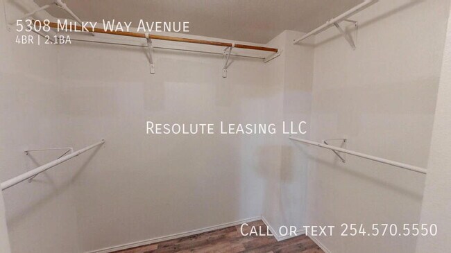Building Photo - 5308 Milky Way Ave