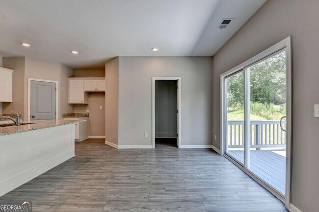 Building Photo - 125 Osprey Overlook Dr