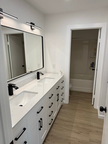 Building Photo - 9524 Easter Way