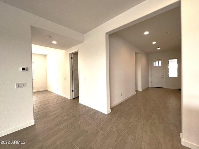 Building Photo - 12509 W Via Caballo Blanco