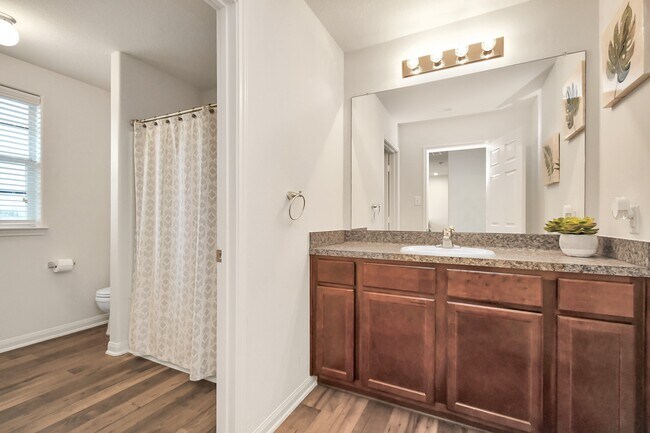 Building Photo - 829 Indigo Springs Ln