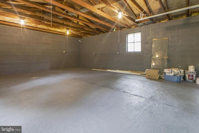 Building Photo - 1615 Truslow Rd