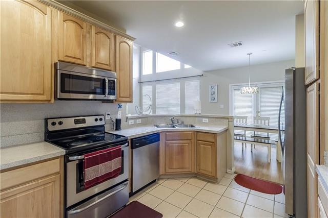 Building Photo - 936 Englewood Ln