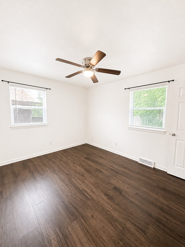 Building Photo - Charming 3-Bedroom Home in the Heart of Clarksville!