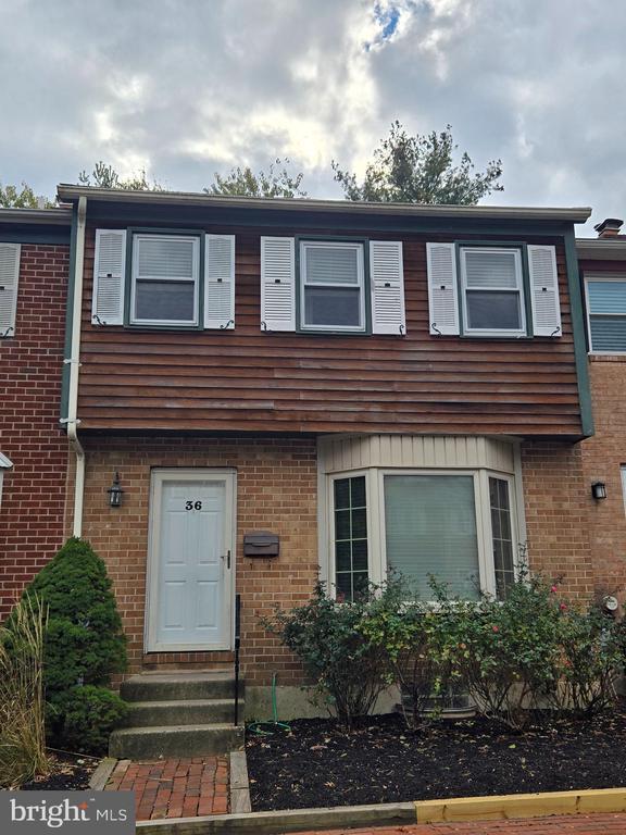 Building Photo - 36 Gatehouse Ln