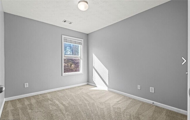 Building Photo - 1332 Adcox Square