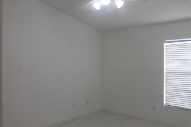 Building Photo - 462 Kassik Cir