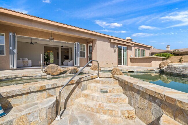 Building Photo - 57806 Cantata Dr