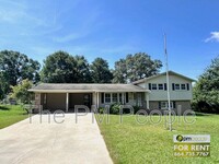 Building Photo - 110 Kathryn Dr