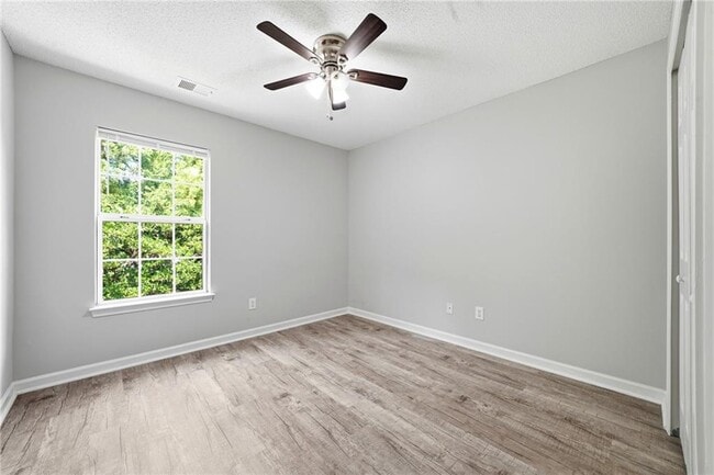Building Photo - 5682 Lawley Rd