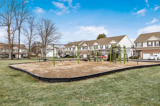 Building Photo - 1273 Grove Dr