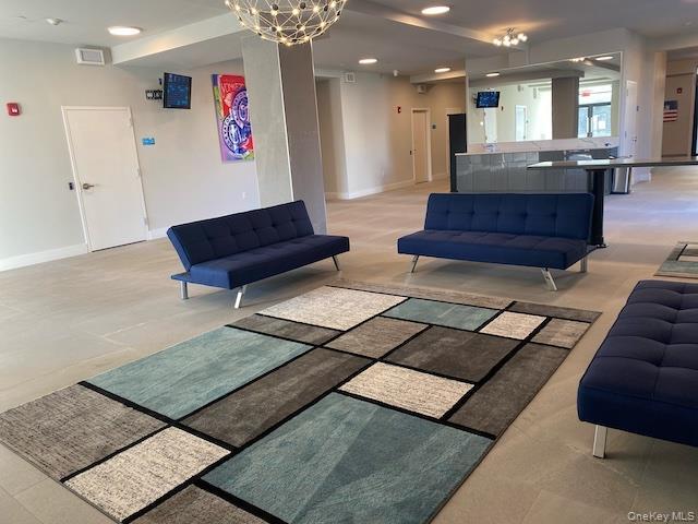 Building Photo - 70 Ashburton Ave