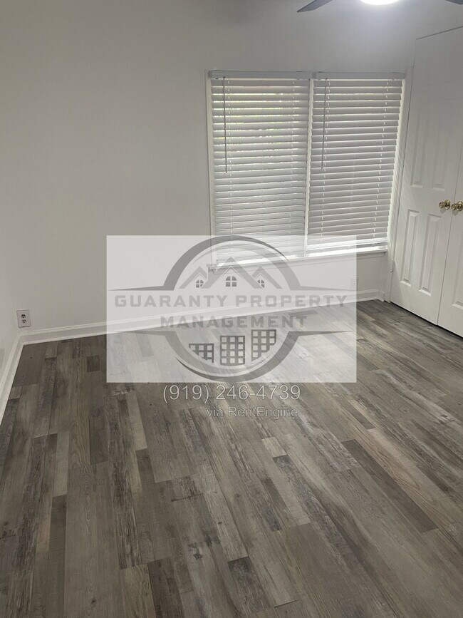 Building Photo - 222 Waddell Dr