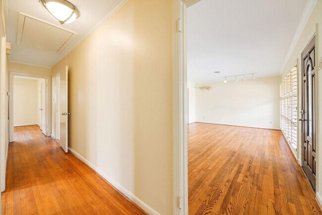 Building Photo - 5413 Judalon Ln