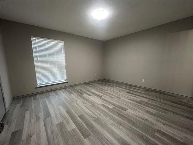 Building Photo - 826 Skyline Dr