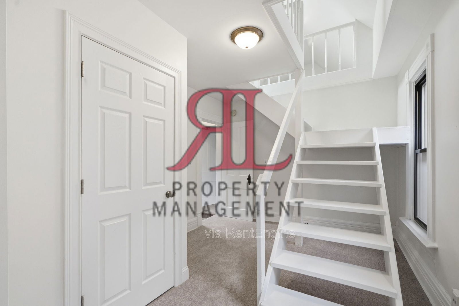 Building Photo - 183 E 1st Ave