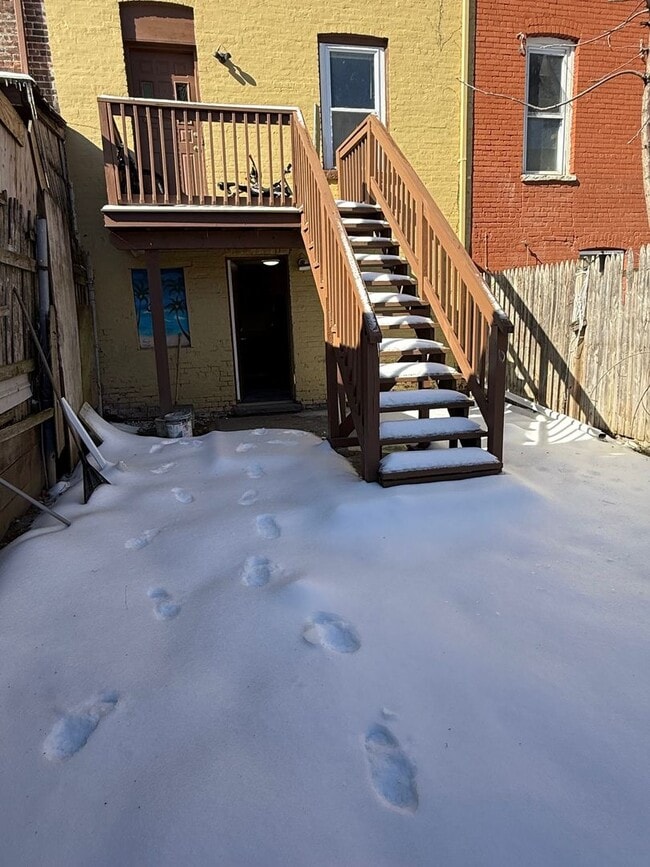 Building Photo - 51 Lander St