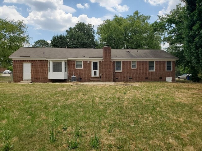 Building Photo - 1960 Windlock Dr