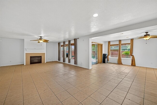 Building Photo - 16547 Lanesborough Dr
