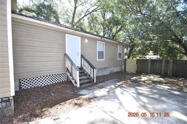 Building Photo - 1501 E Palifox St