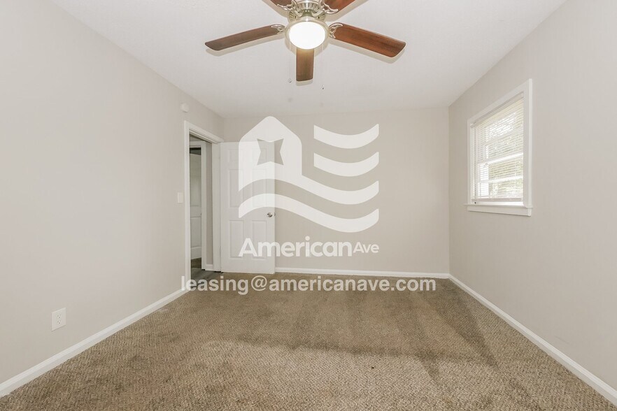 Building Photo - 4533 Sentry St