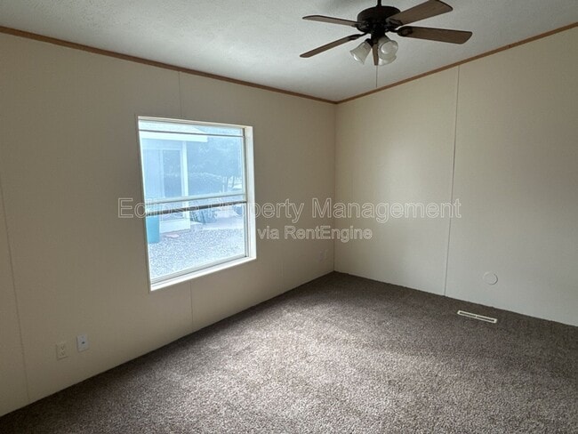 Building Photo - 187 Honeysuckle Cir