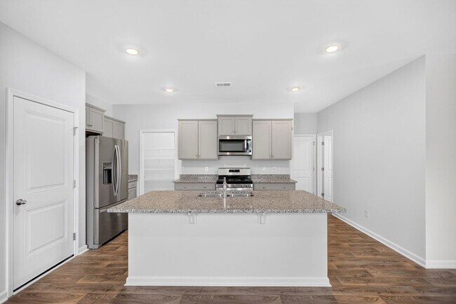 Building Photo - 129 Holly Leaf Ln