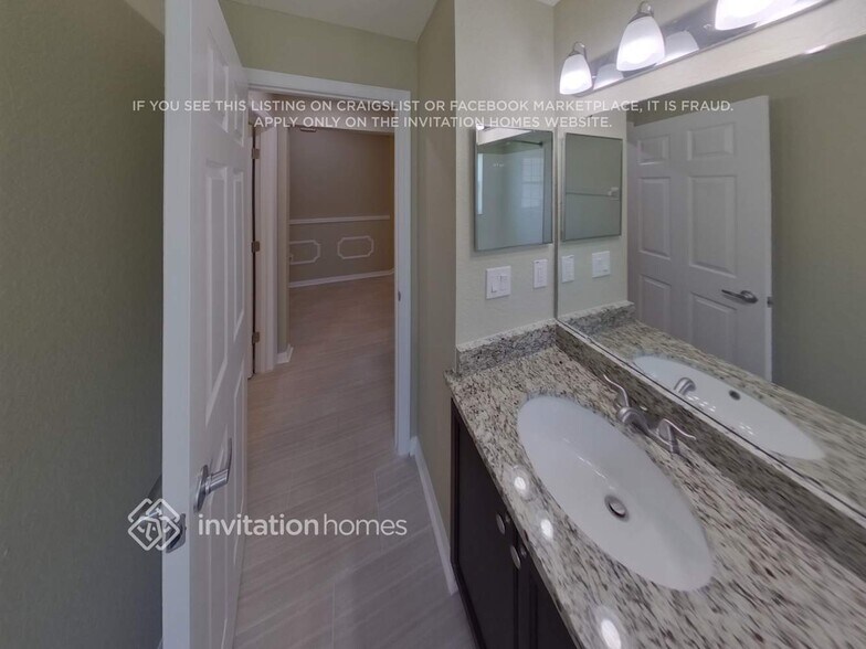 Building Photo - 7958 Chestnut View Dr