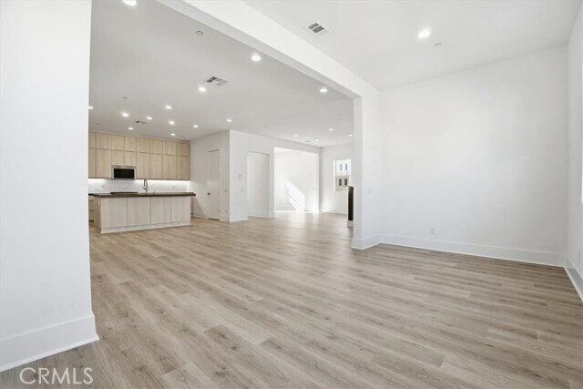 Building Photo - 8 Remy Ln