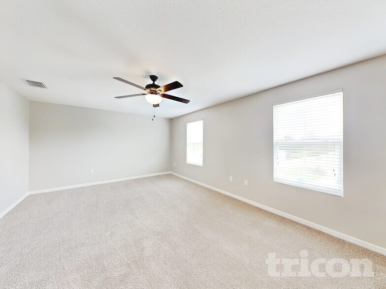 Building Photo - 3799 Crossline Dr