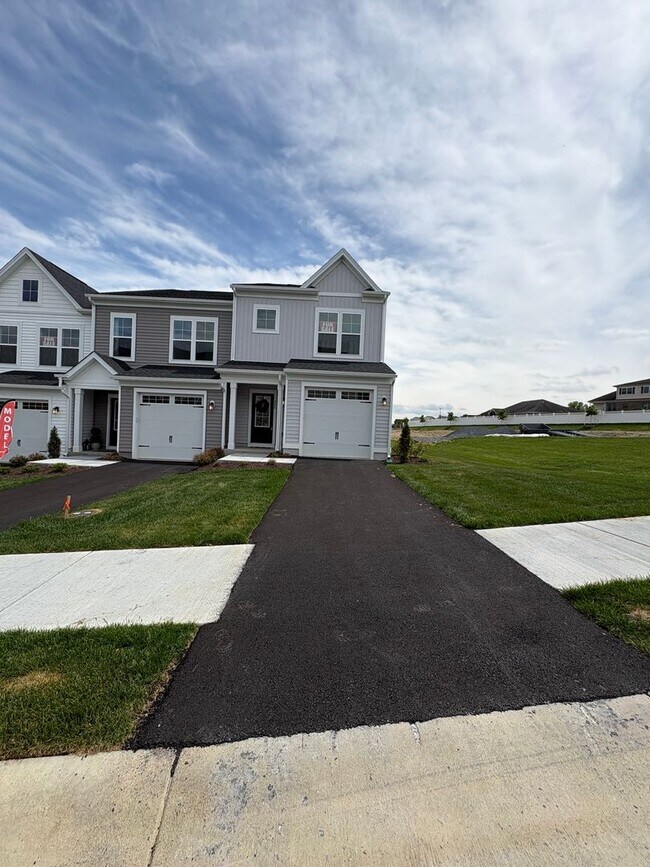 Building Photo - Brand New Construction in the Glen at Cooks Creek