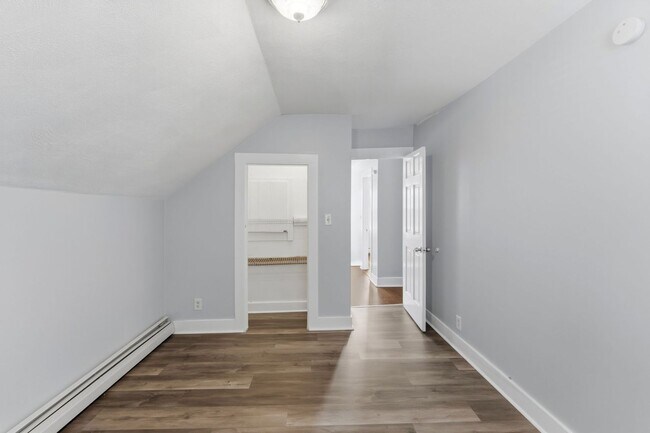 Building Photo - Pawtucket/Woodlawn Single Family Home - $2,250