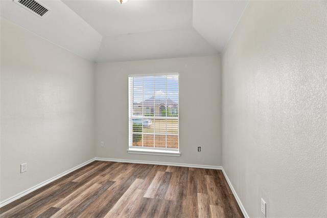 Building Photo - 1033 Suffolk Ln
